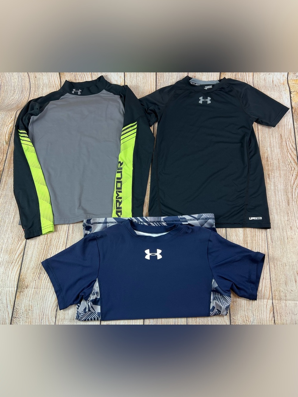 Under Armour Boys Base Layer Fitted Compression Shirts Lot Of 3 Youth Medium